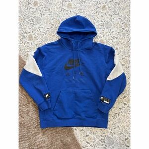 Nike Air Fleece Pullover Hoodie - L - EUC!